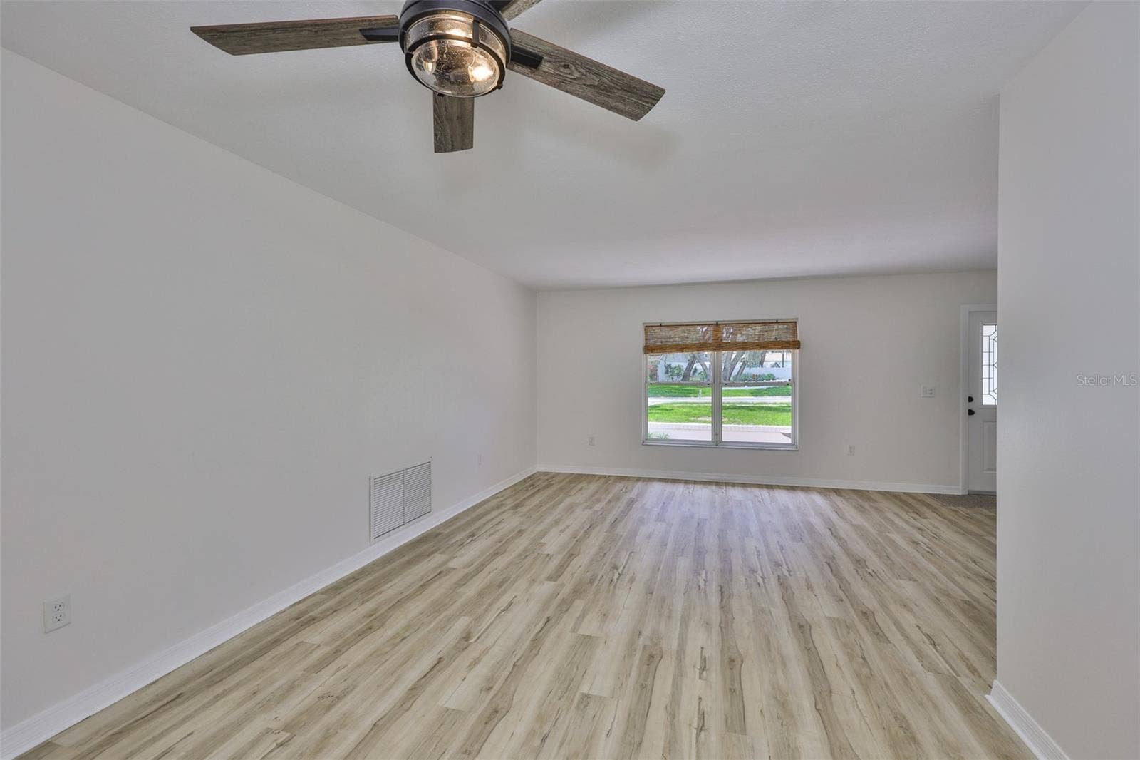 121 WINDY CIRCLE, Brandon, FL 33511