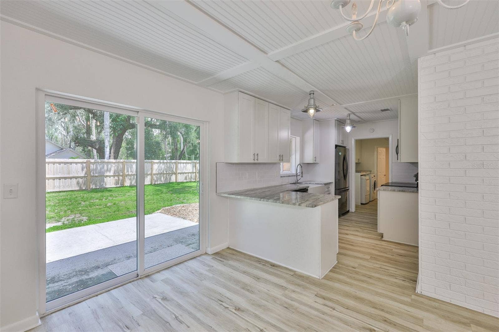 121 WINDY CIRCLE, Brandon, FL 33511