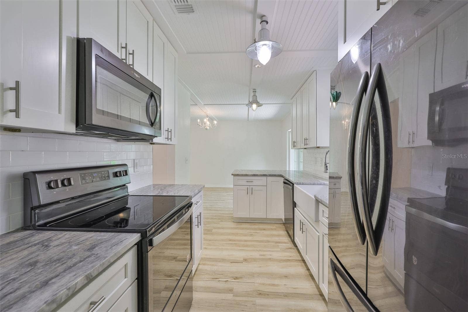 121 WINDY CIRCLE, Brandon, FL 33511
