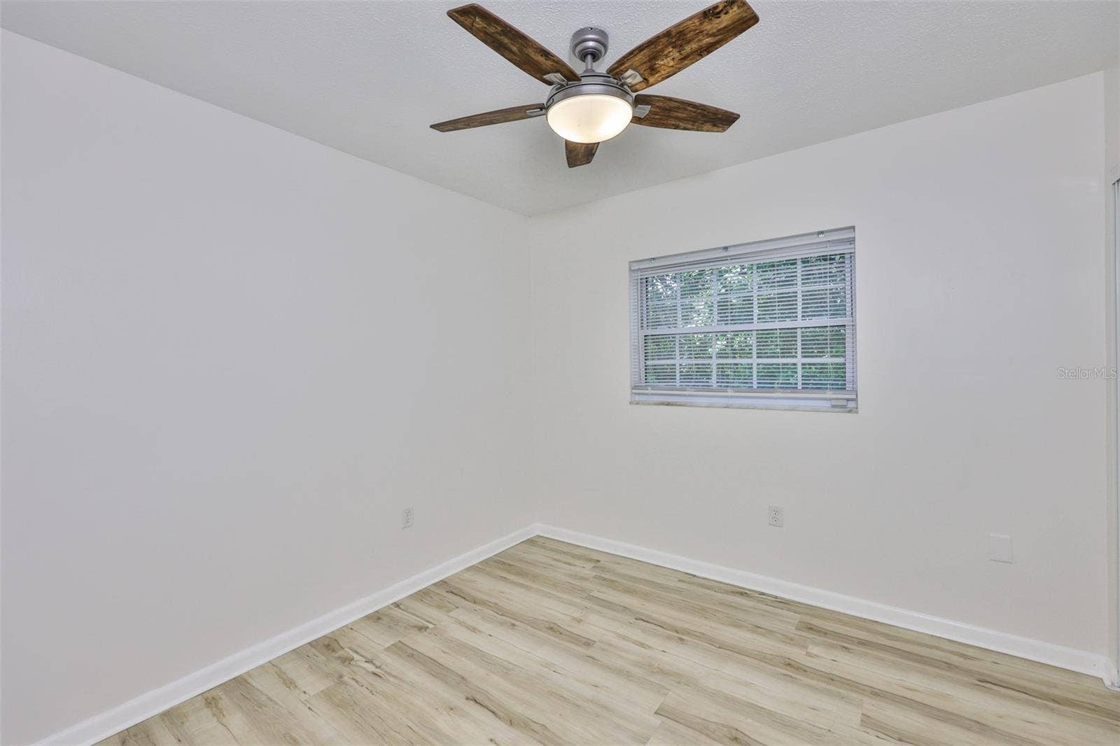 121 WINDY CIRCLE, Brandon, FL 33511