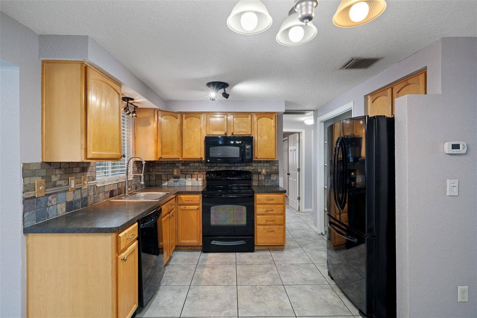 4925 BEACON HILL DRIVE, New Port Richey, FL 34652 4925 BEACON HILL DRIVE, New Port Richey, FL 34652