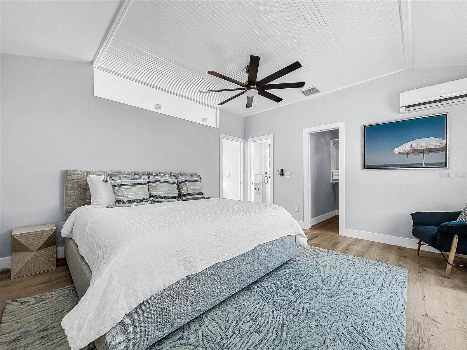 115 90TH AVENUE, Treasure Island, FL 33706