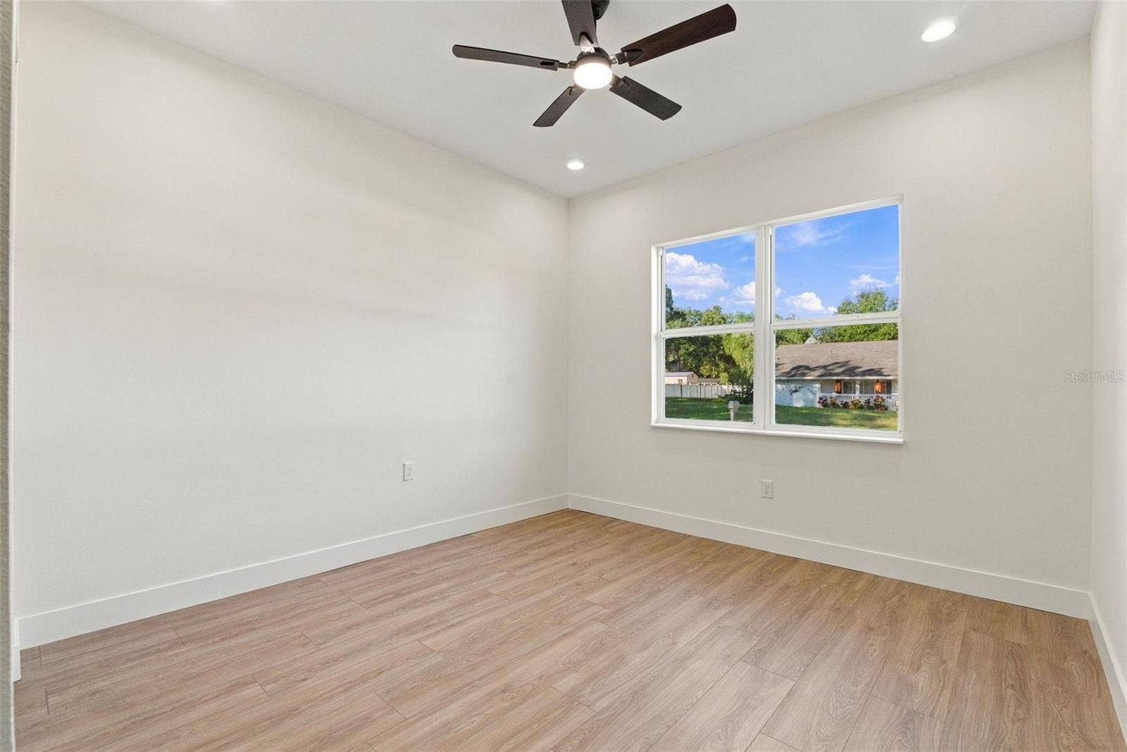 3044 GULFWIND DRIVE, Land O Lakes, FL 34639 3044 GULFWIND DRIVE, Land O Lakes, FL 34639