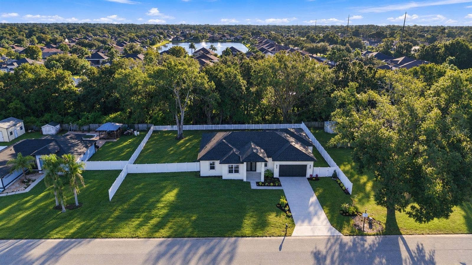 3044 GULFWIND DRIVE, Land O Lakes, FL 34639 3044 GULFWIND DRIVE, Land O Lakes, FL 34639