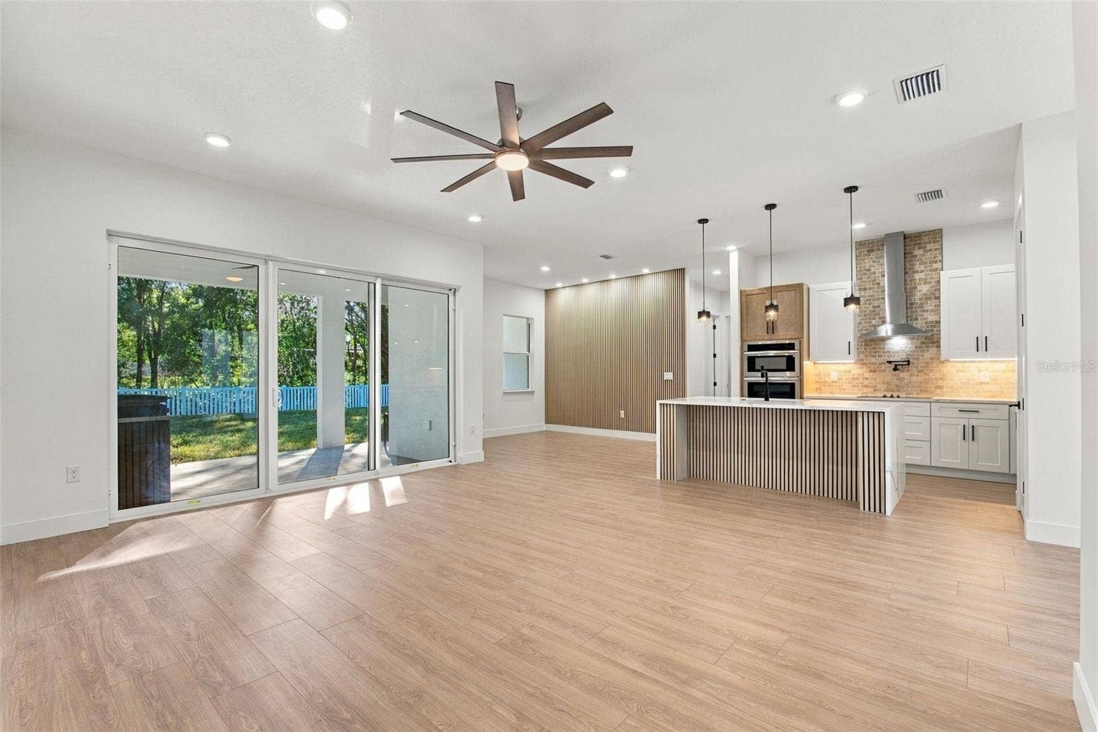 3044 GULFWIND DRIVE, Land O Lakes, FL 34639 3044 GULFWIND DRIVE, Land O Lakes, FL 34639
