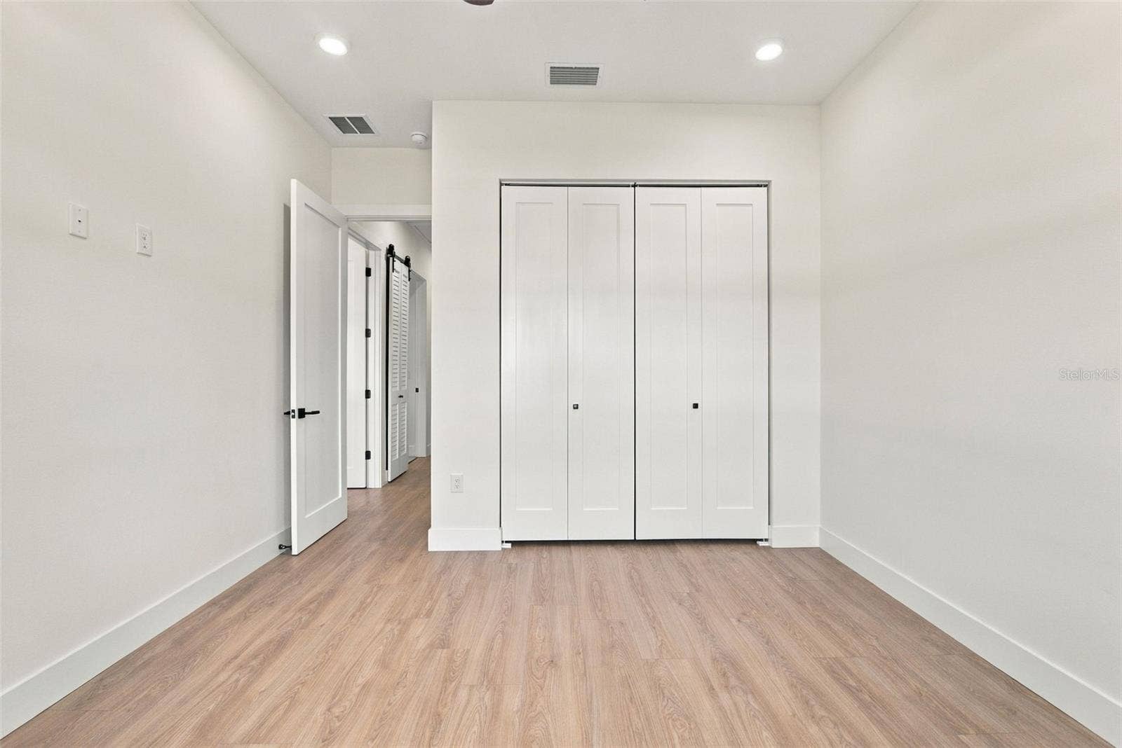 3044 GULFWIND DRIVE, Land O Lakes, FL 34639 3044 GULFWIND DRIVE, Land O Lakes, FL 34639