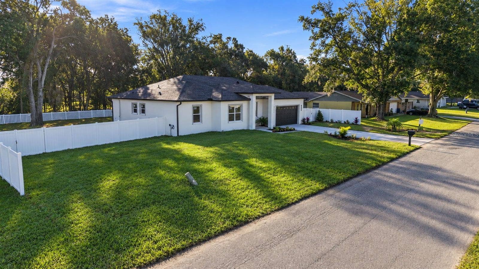 3044 GULFWIND DRIVE, Land O Lakes, FL 34639 3044 GULFWIND DRIVE, Land O Lakes, FL 34639