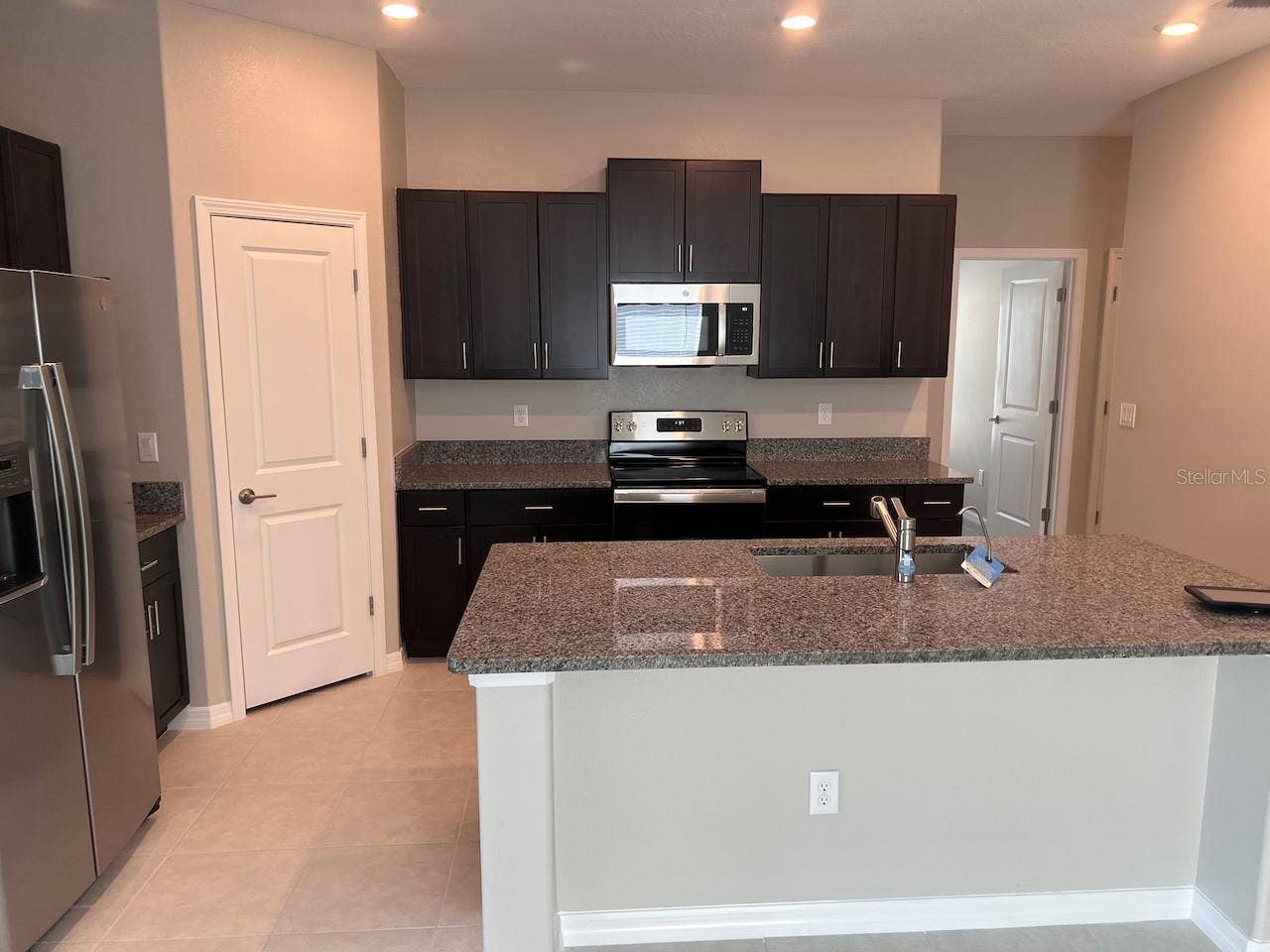 15420 MILLER CREEK DRIVE, Sun City Center, FL 33573 15420 MILLER CREEK DRIVE, Sun City Center, FL 33573