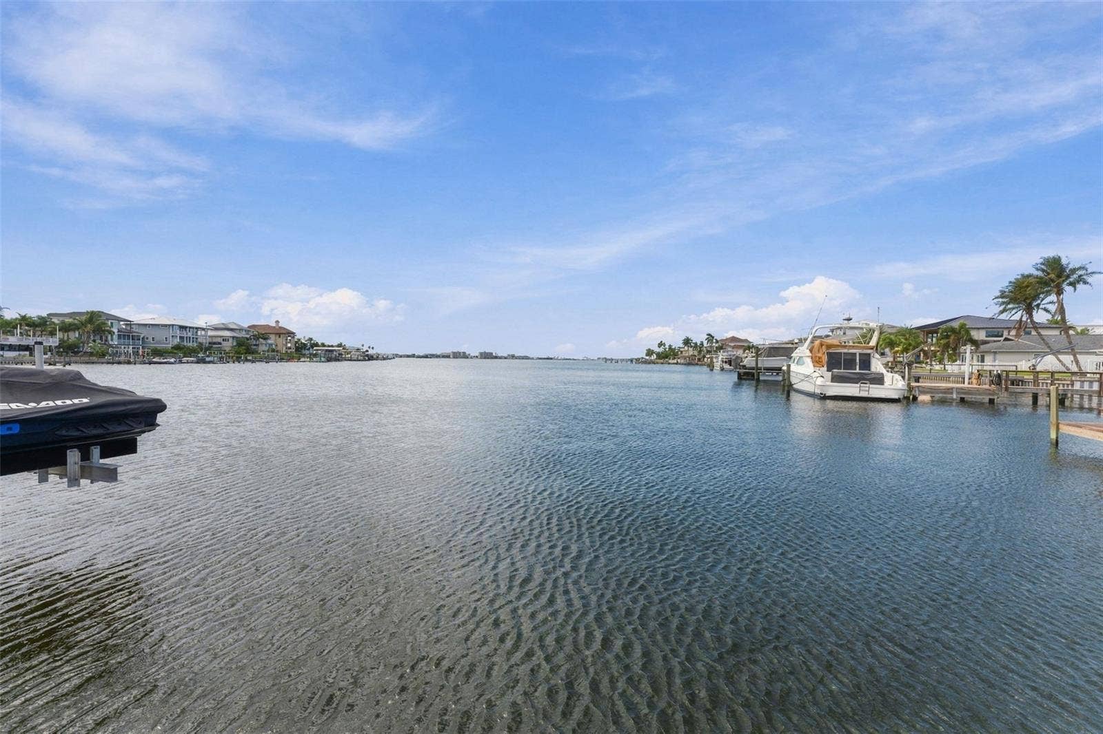 135 HARBOR DRIVE, Palm Harbor, FL 34683