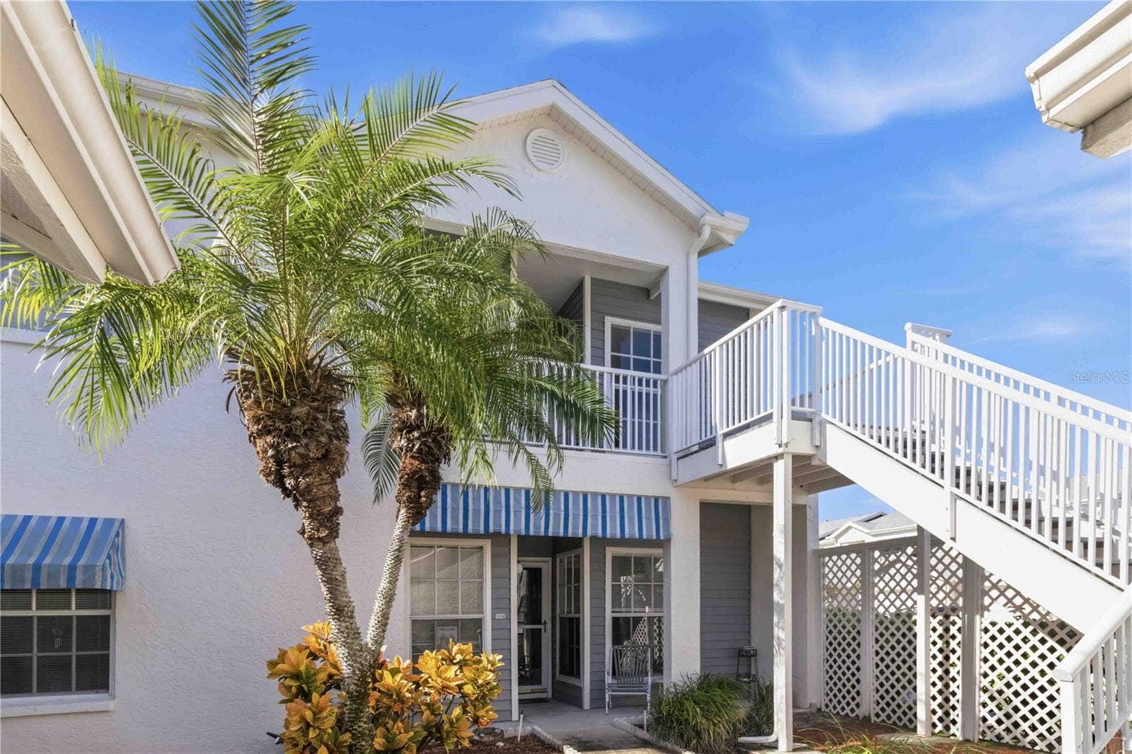 11531 SHIPWATCH DRIVE, #1037, Largo, FL 33774 BEAUTIFUL AND PRIVATE ENTRANCE