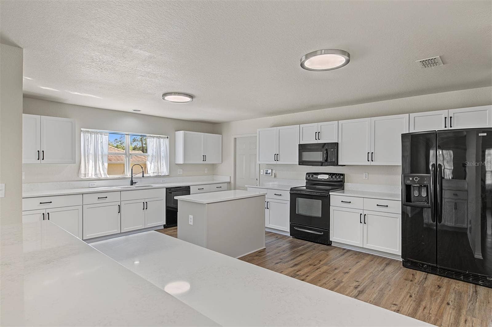 31 GRASS STREET, Homosassa, FL 34446