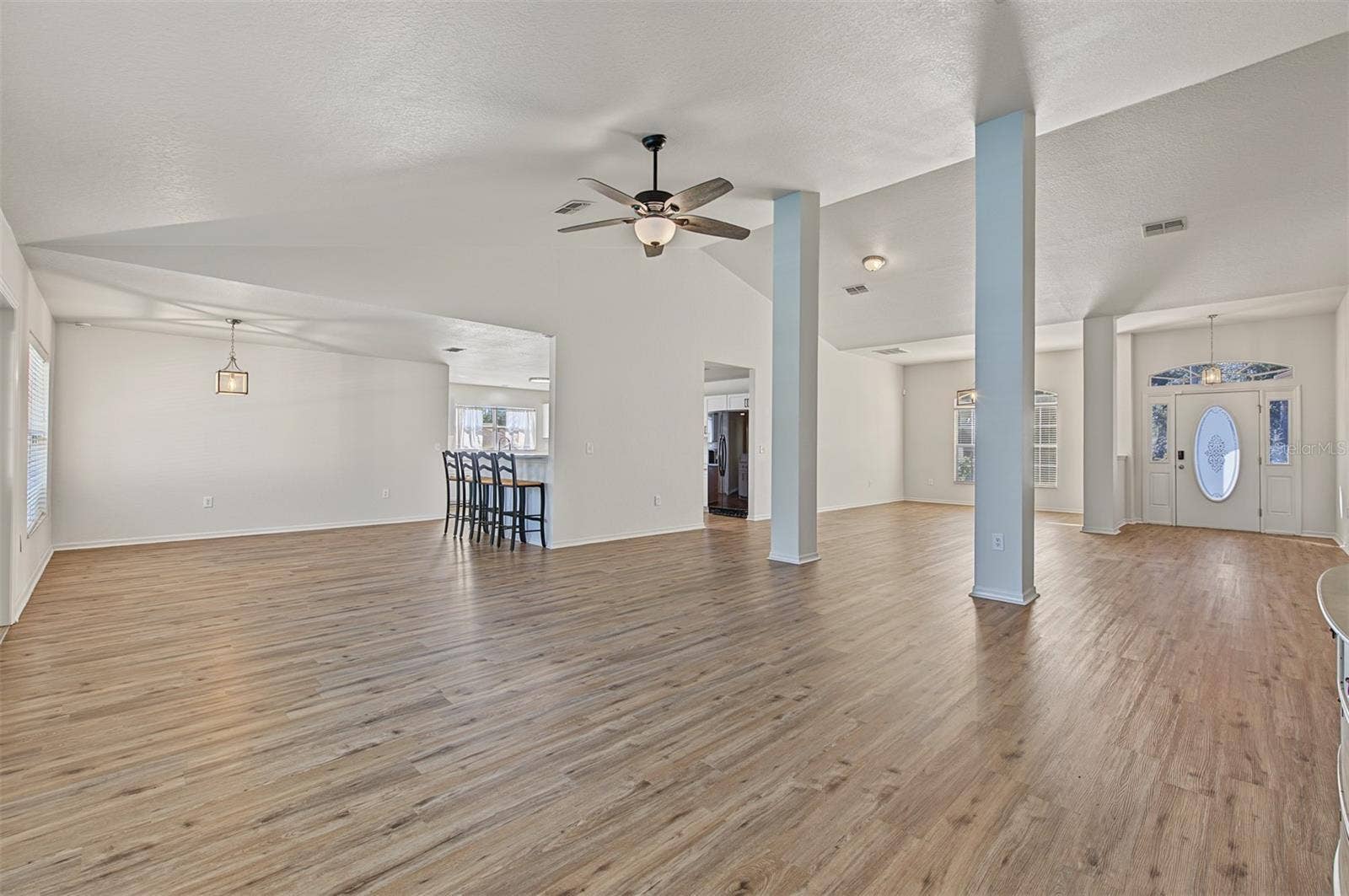 31 GRASS STREET, Homosassa, FL 34446