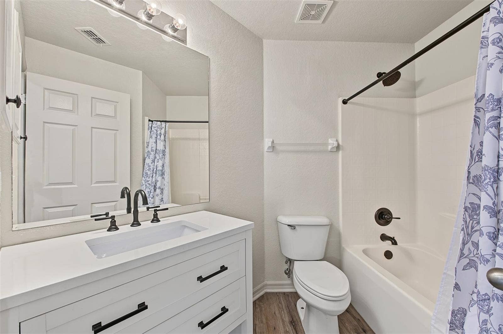 31 GRASS STREET, Homosassa, FL 34446