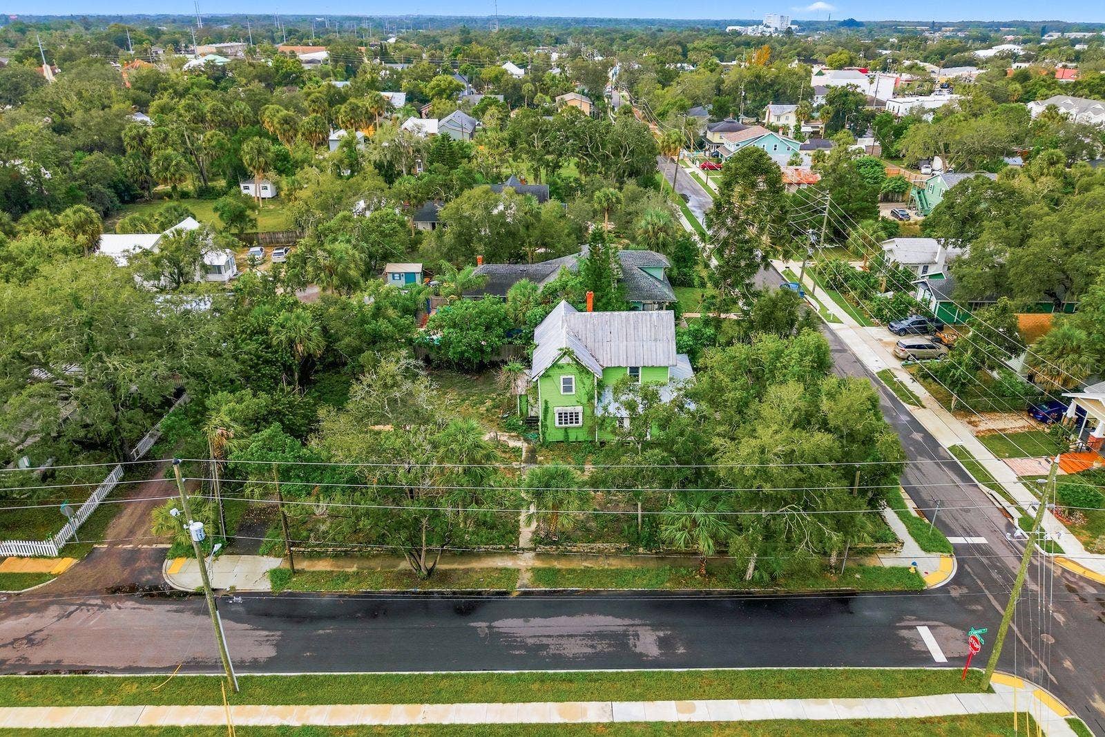 226 N GROSSE AVENUE, Tarpon Springs, FL 34689 226 N GROSSE AVENUE, Tarpon Springs, FL 34689