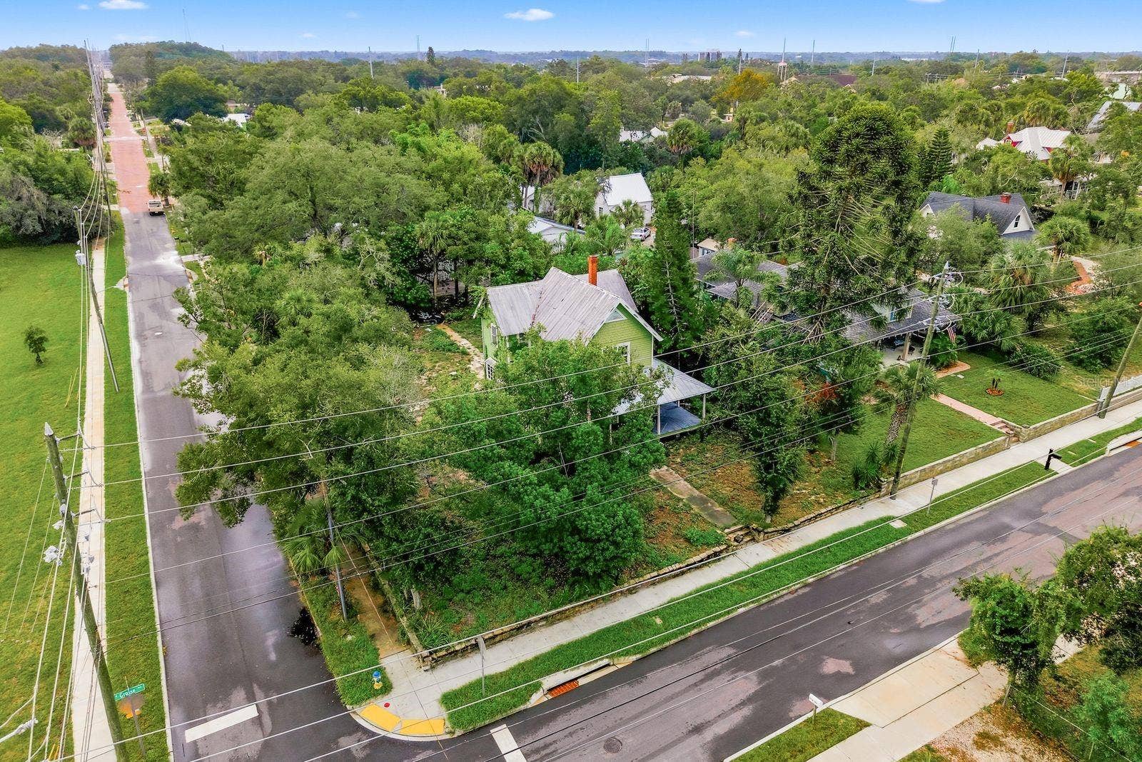 226 N GROSSE AVENUE, Tarpon Springs, FL 34689 226 N GROSSE AVENUE, Tarpon Springs, FL 34689