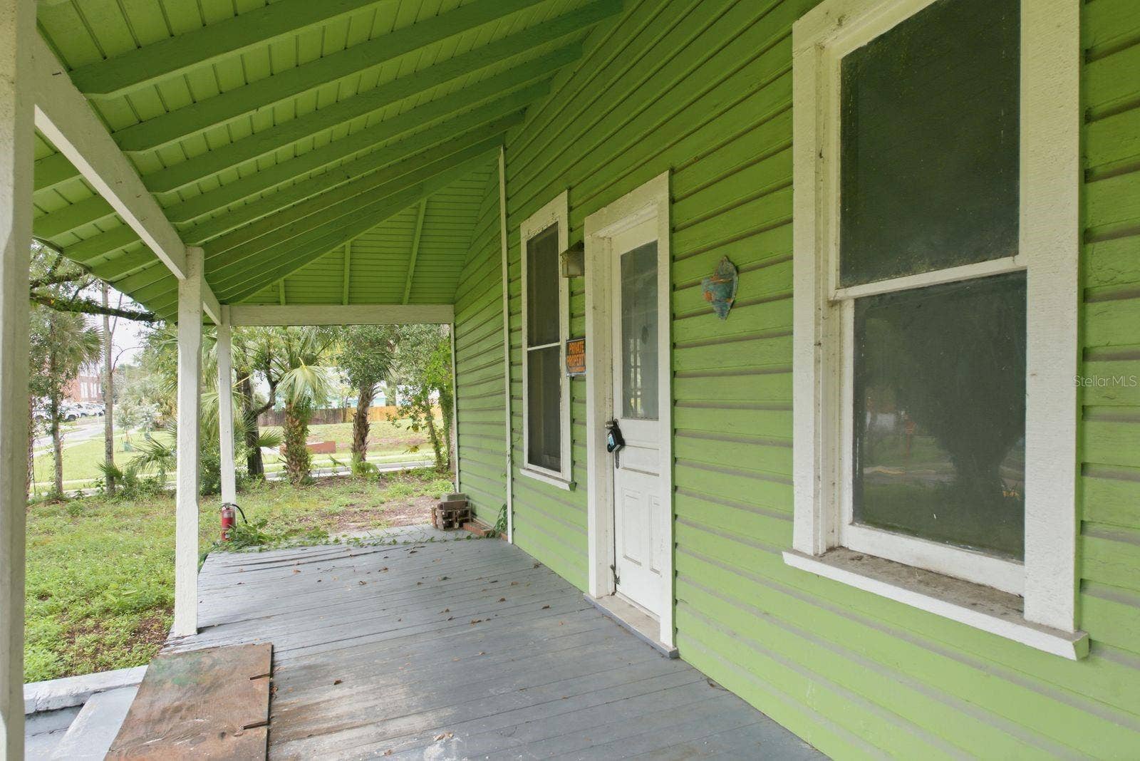 226 N GROSSE AVENUE, Tarpon Springs, FL 34689 226 N GROSSE AVENUE, Tarpon Springs, FL 34689