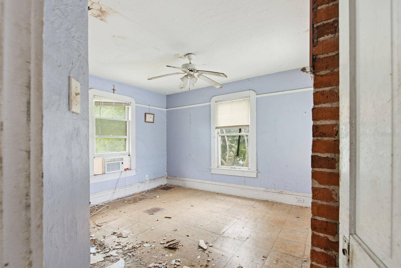 226 N GROSSE AVENUE, Tarpon Springs, FL 34689 226 N GROSSE AVENUE, Tarpon Springs, FL 34689