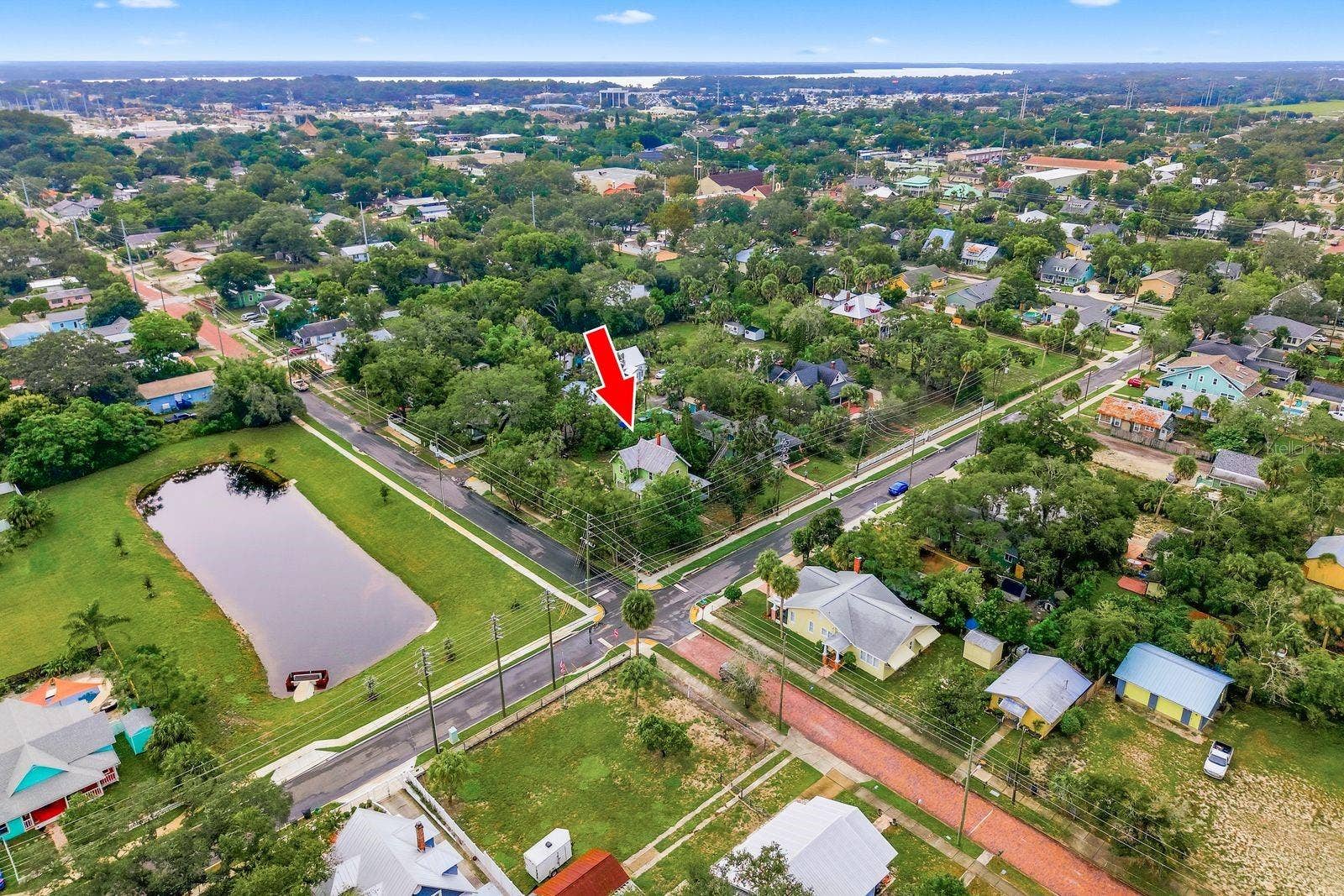 226 N GROSSE AVENUE, Tarpon Springs, FL 34689 226 N GROSSE AVENUE, Tarpon Springs, FL 34689