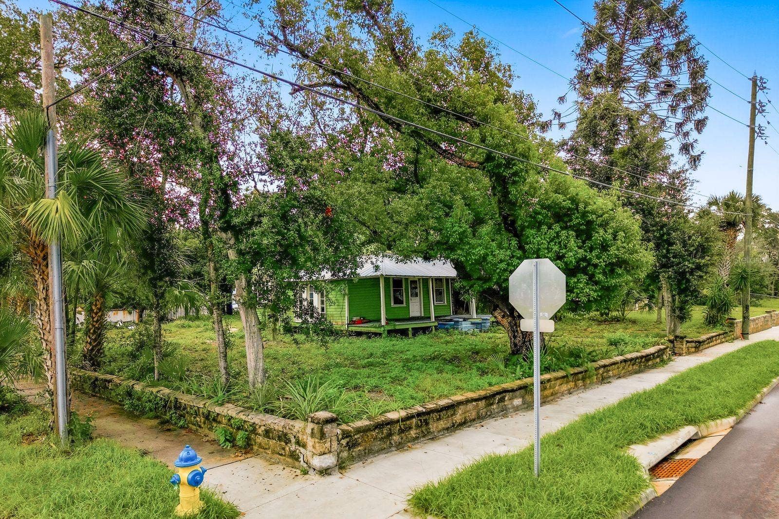 226 N GROSSE AVENUE, Tarpon Springs, FL 34689 226 N GROSSE AVENUE, Tarpon Springs, FL 34689