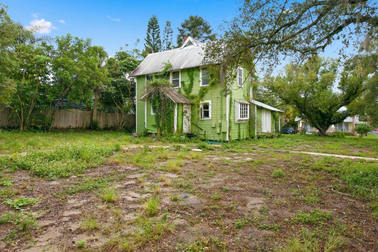 226 N GROSSE AVENUE, Tarpon Springs, FL 34689 226 N GROSSE AVENUE, Tarpon Springs, FL 34689