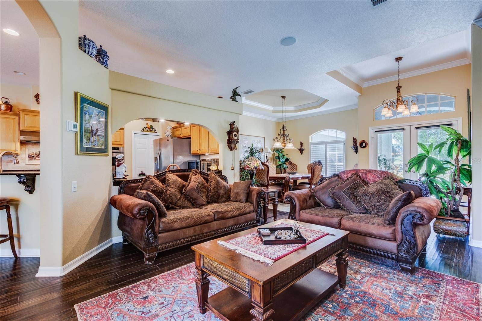Formal living room/dining room area