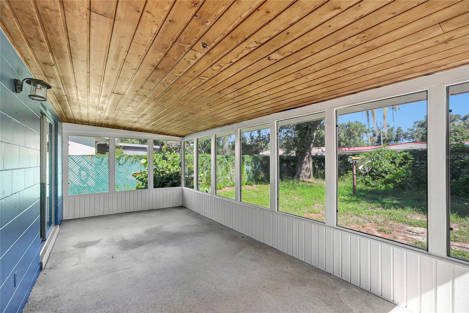 420 HILLCREST DRIVE SE, Winter Haven, FL 33884 420 HILLCREST DRIVE SE, Winter Haven, FL 33884