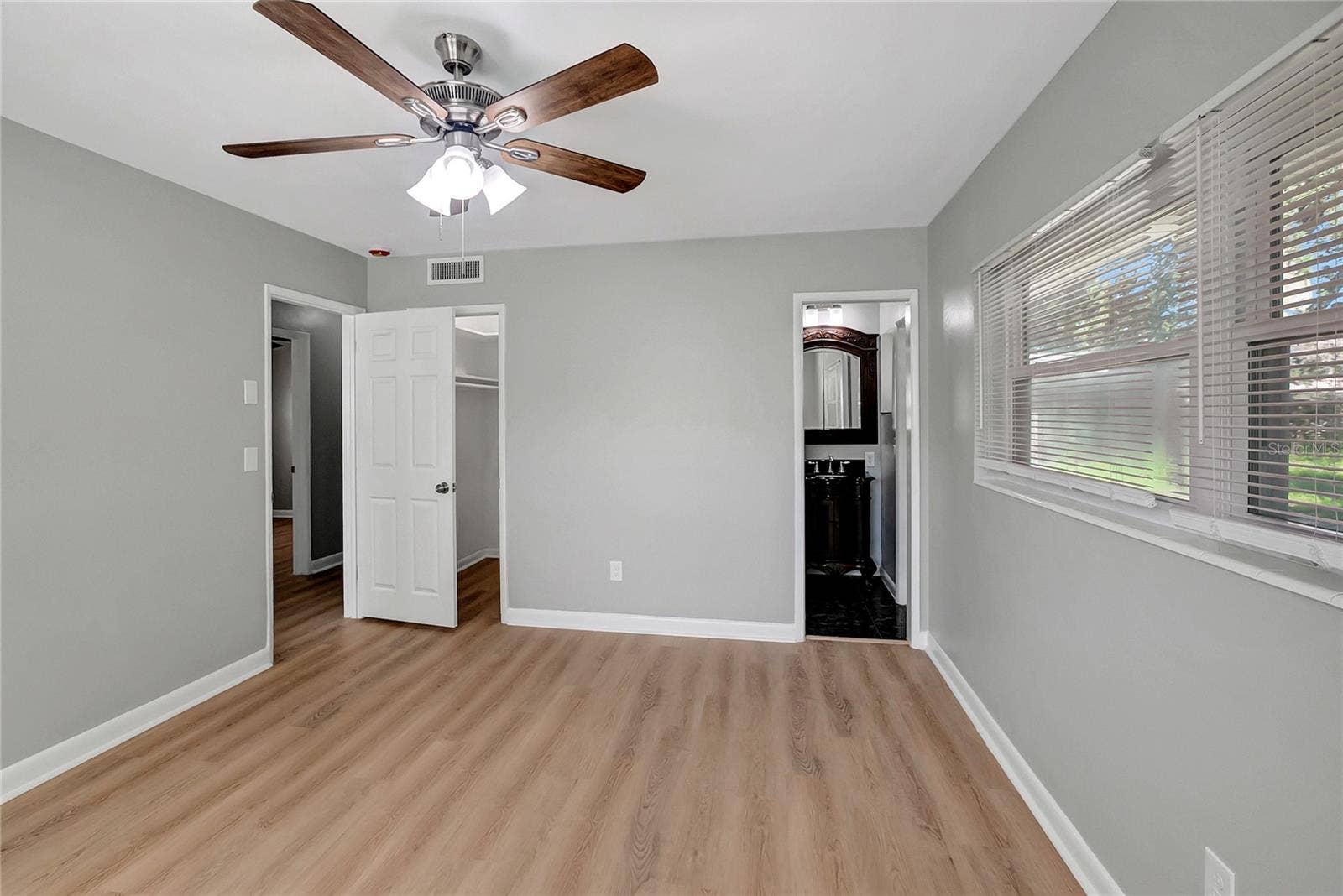 420 HILLCREST DRIVE SE, Winter Haven, FL 33884 420 HILLCREST DRIVE SE, Winter Haven, FL 33884