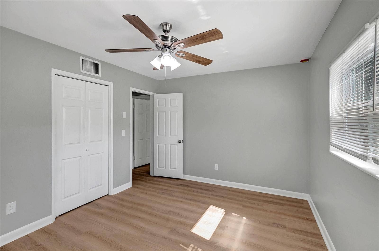 420 HILLCREST DRIVE SE, Winter Haven, FL 33884 420 HILLCREST DRIVE SE, Winter Haven, FL 33884