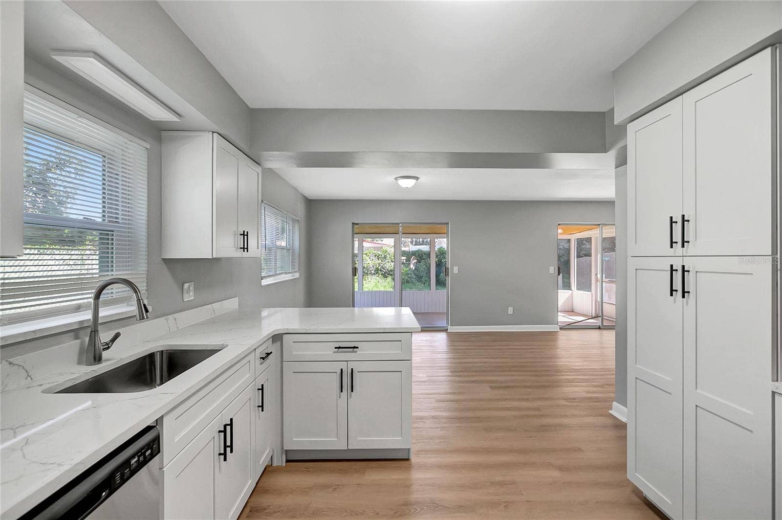 420 HILLCREST DRIVE SE, Winter Haven, FL 33884 420 HILLCREST DRIVE SE, Winter Haven, FL 33884