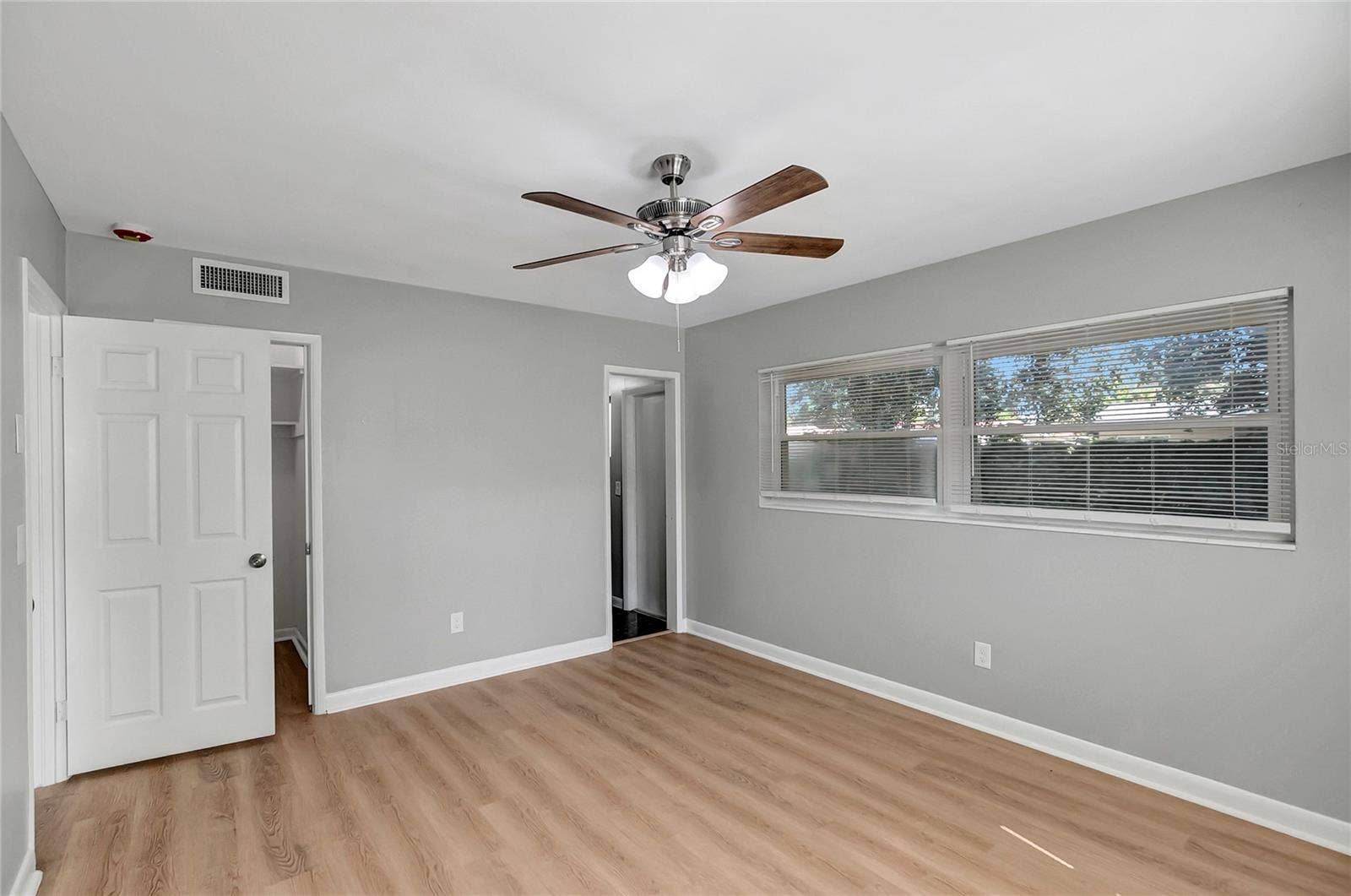 420 HILLCREST DRIVE SE, Winter Haven, FL 33884 420 HILLCREST DRIVE SE, Winter Haven, FL 33884