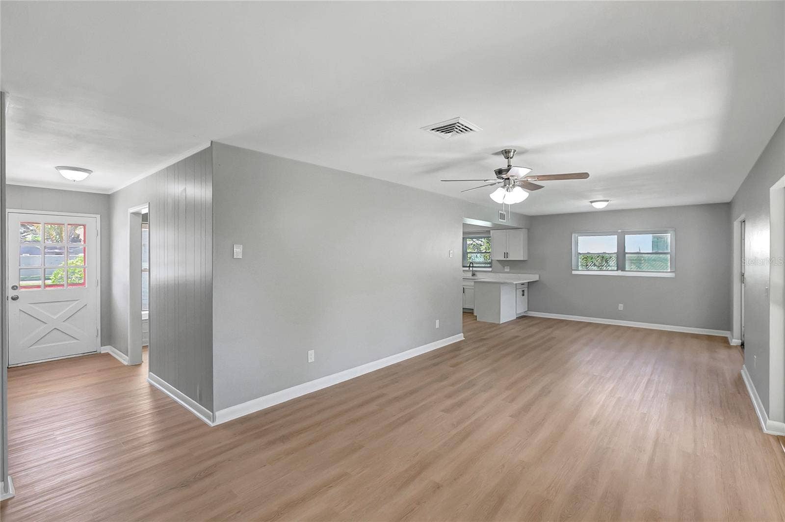 420 HILLCREST DRIVE SE, Winter Haven, FL 33884 420 HILLCREST DRIVE SE, Winter Haven, FL 33884