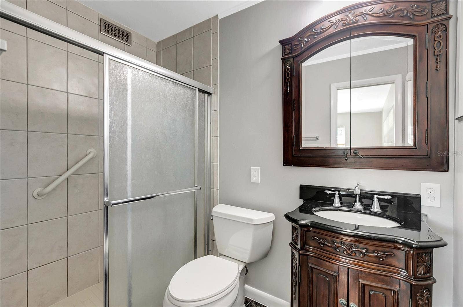 420 HILLCREST DRIVE SE, Winter Haven, FL 33884 420 HILLCREST DRIVE SE, Winter Haven, FL 33884