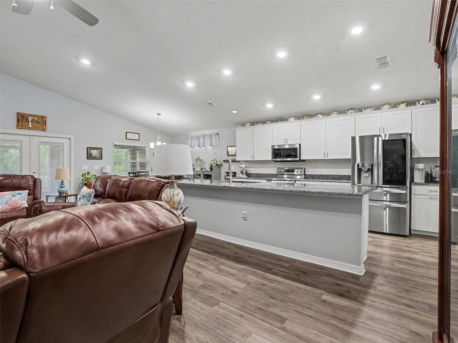 1984 HARVEST LANDING CIRCLE, Lakeland, FL 33810 1984 HARVEST LANDING CIRCLE, Lakeland, FL 33810