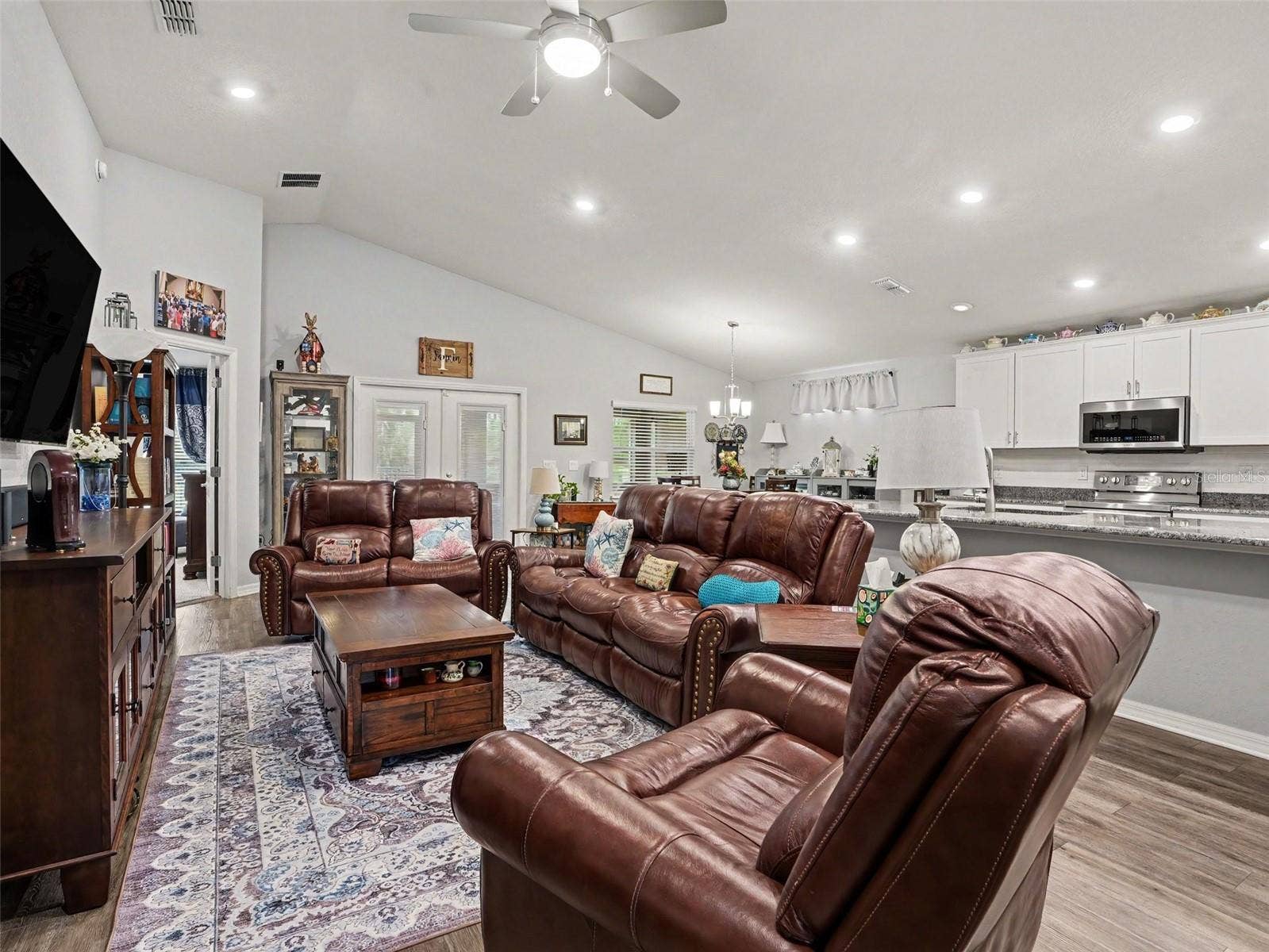 1984 HARVEST LANDING CIRCLE, Lakeland, FL 33810 1984 HARVEST LANDING CIRCLE, Lakeland, FL 33810