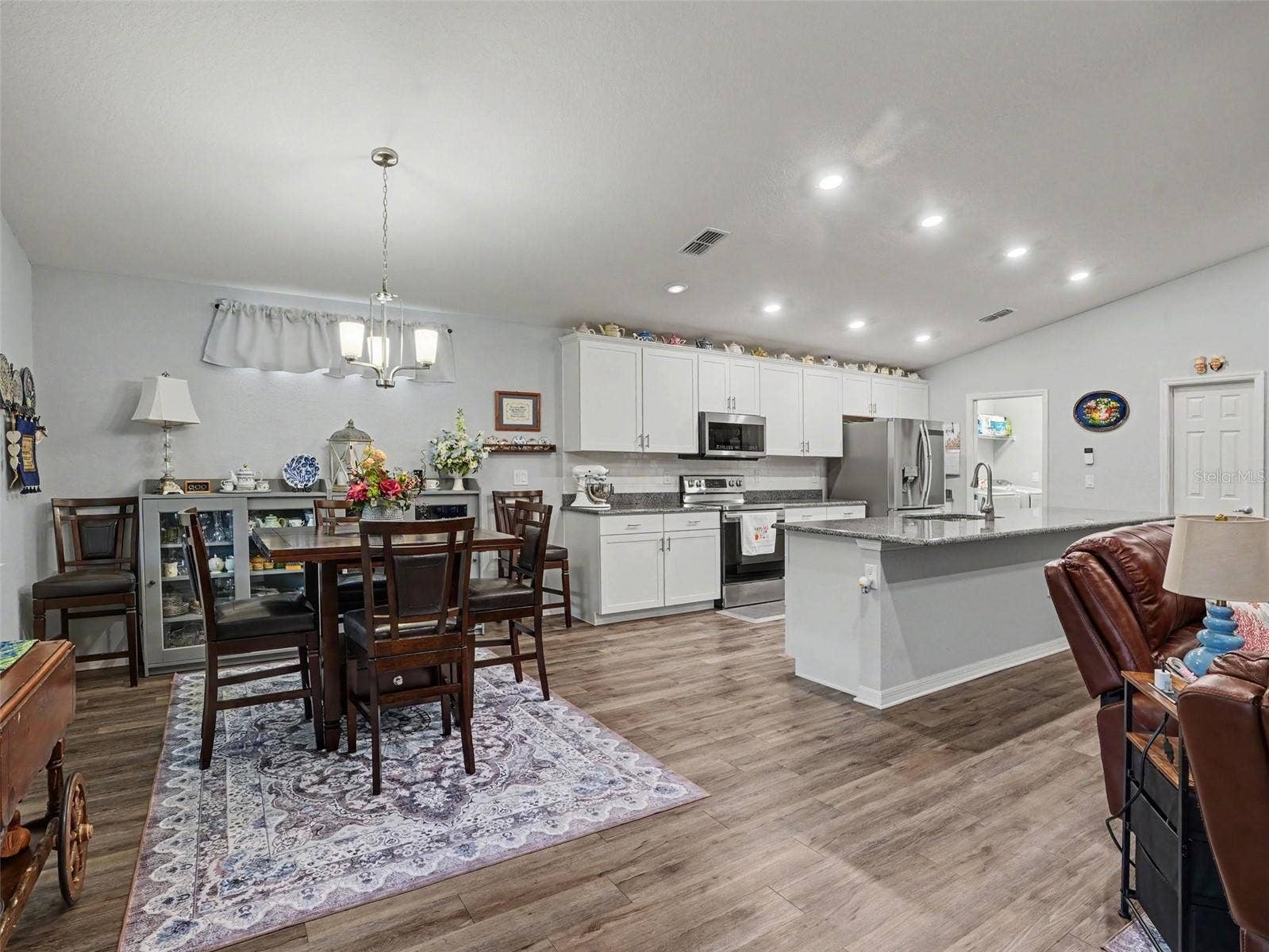 1984 HARVEST LANDING CIRCLE, Lakeland, FL 33810 1984 HARVEST LANDING CIRCLE, Lakeland, FL 33810