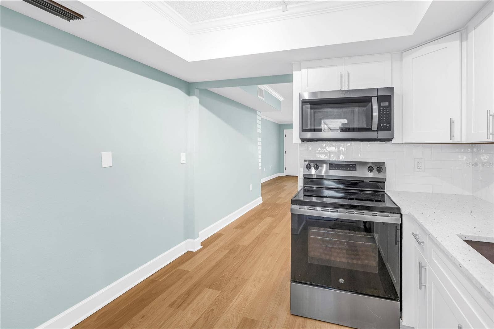 951 79TH AVENUE N, #120, St Petersburg, FL 33702