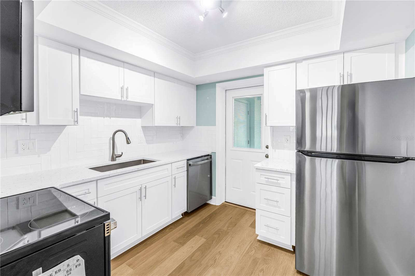 951 79TH AVENUE N, #120, St Petersburg, FL 33702