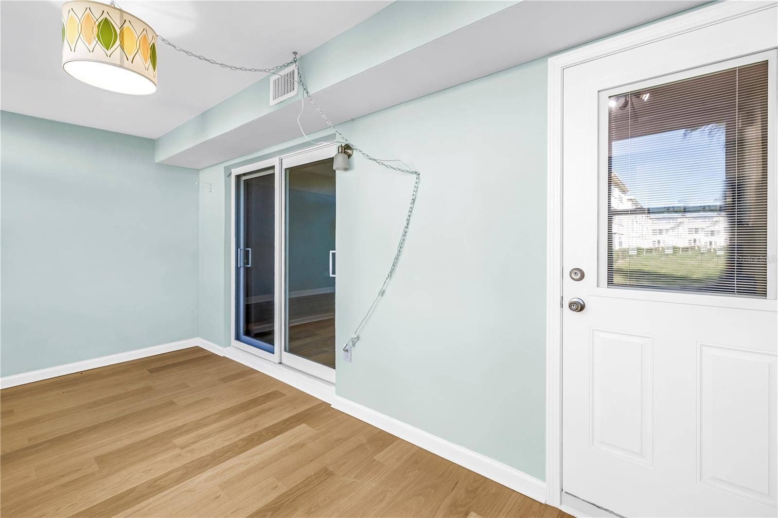 951 79TH AVENUE N, #120, St Petersburg, FL 33702