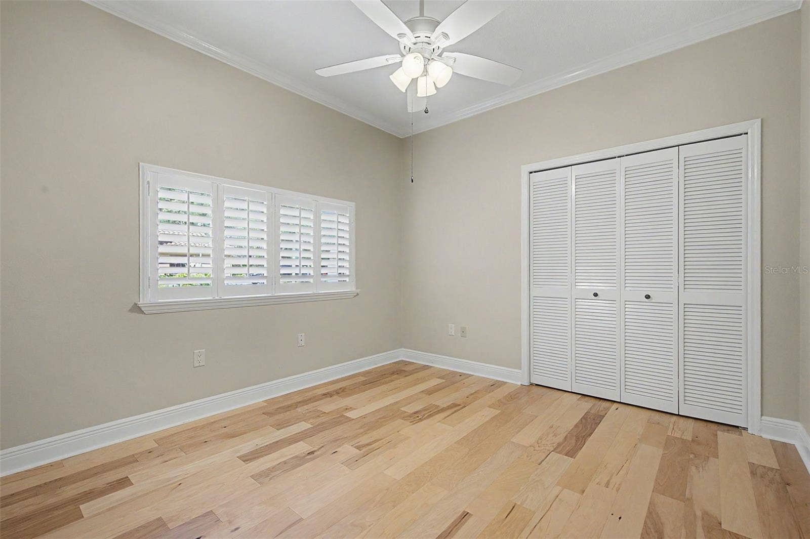 1558 E LAKE WOODLANDS PARKWAY, Oldsmar, FL 34677