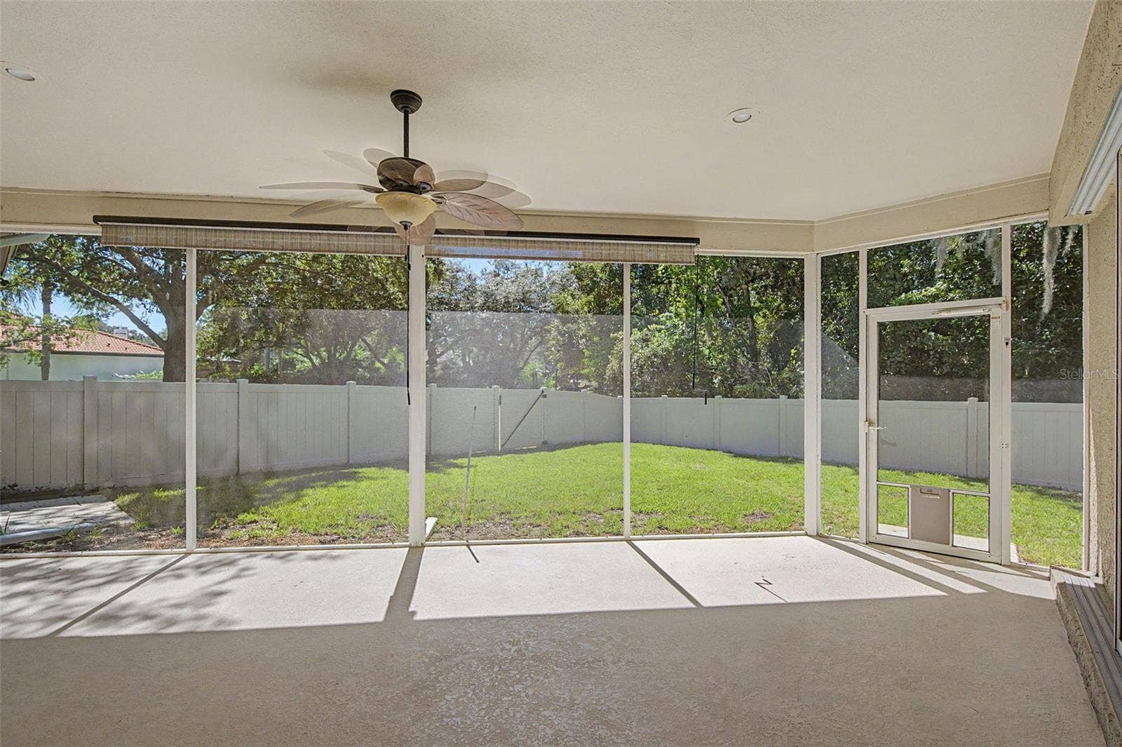 1558 E LAKE WOODLANDS PARKWAY, Oldsmar, FL 34677