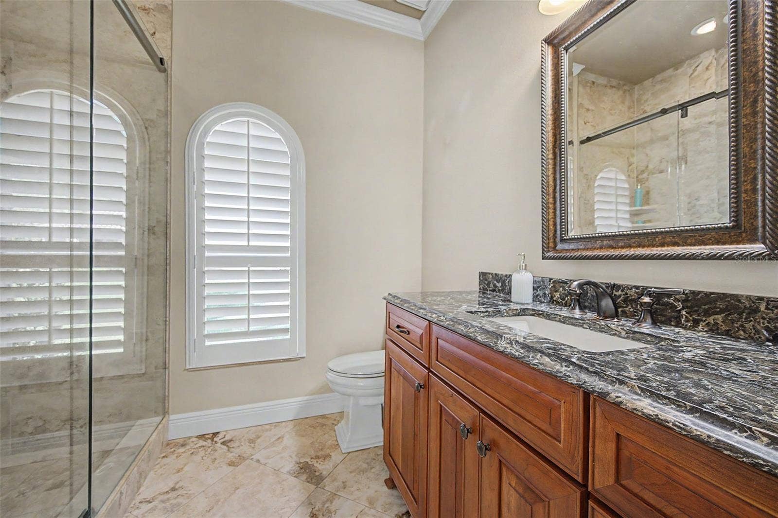 1558 E LAKE WOODLANDS PARKWAY, Oldsmar, FL 34677