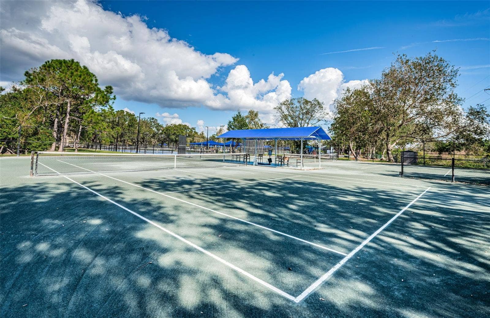 1558 E LAKE WOODLANDS PARKWAY, Oldsmar, FL 34677