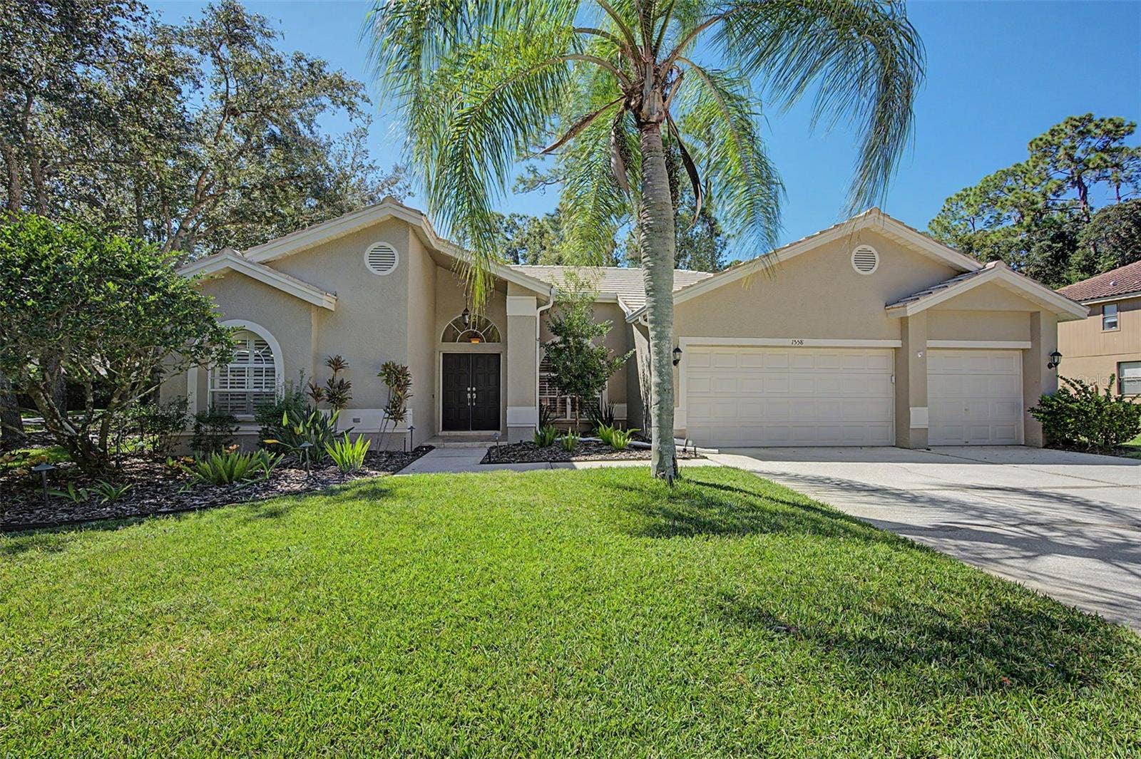 1558 E LAKE WOODLANDS PARKWAY, Oldsmar, FL 34677