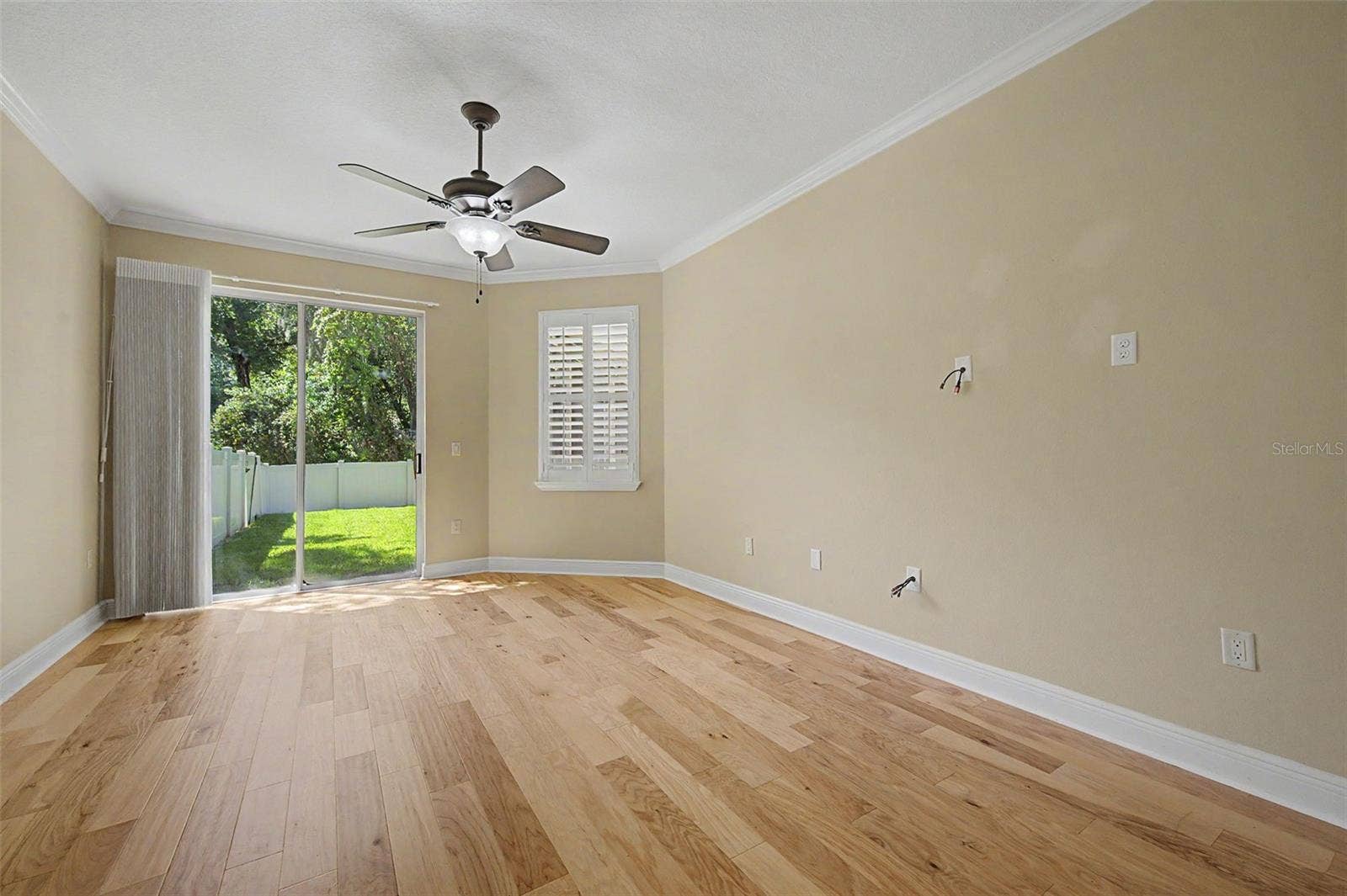 1558 E LAKE WOODLANDS PARKWAY, Oldsmar, FL 34677