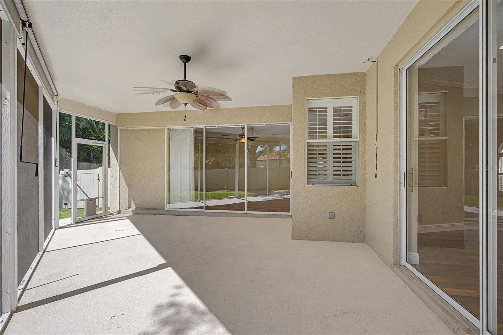1558 E LAKE WOODLANDS PARKWAY, Oldsmar, FL 34677