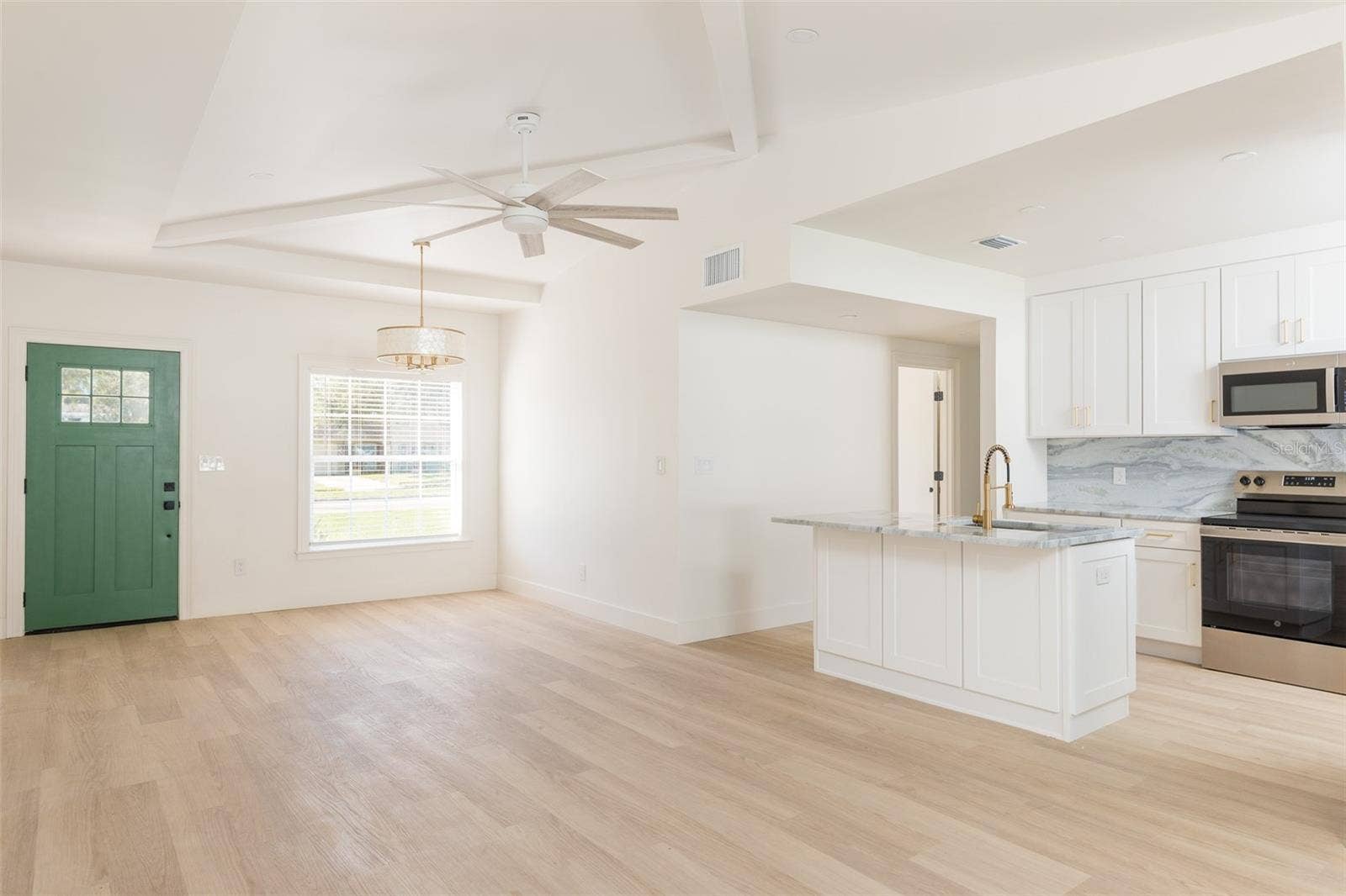 4711 W EL PRADO BOULEVARD, Tampa, FL 33629 4711 W EL PRADO BOULEVARD, Tampa, FL 33629