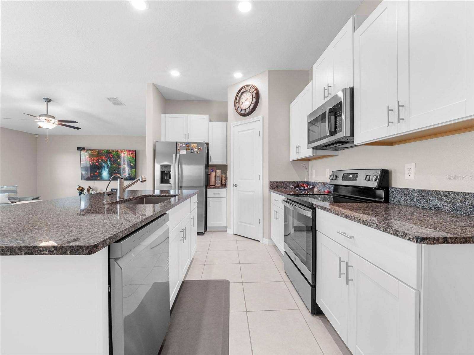 15436 MILLER CREEK DRIVE, Sun City Center, FL 33573 15436 MILLER CREEK DRIVE, Sun City Center, FL 33573
