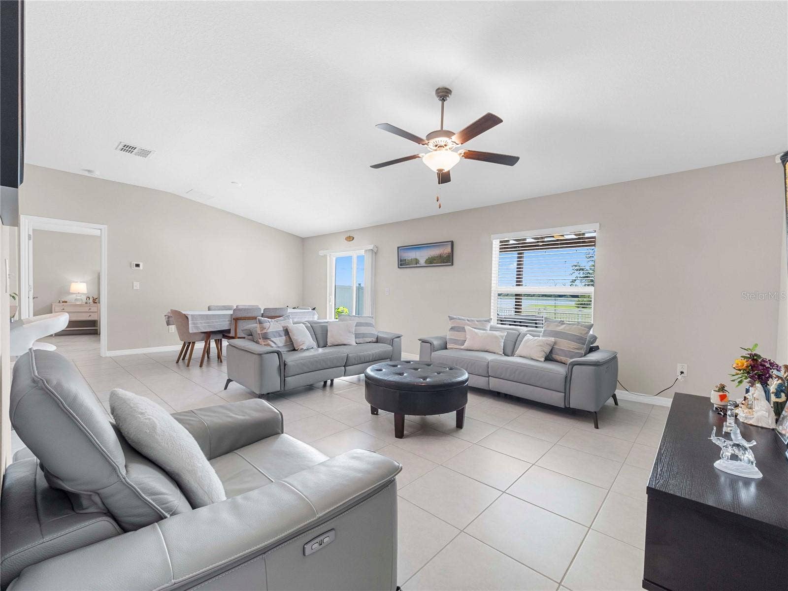 15436 MILLER CREEK DRIVE, Sun City Center, FL 33573 15436 MILLER CREEK DRIVE, Sun City Center, FL 33573