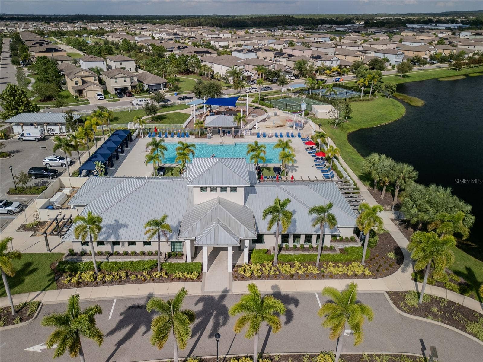 15436 MILLER CREEK DRIVE, Sun City Center, FL 33573 15436 MILLER CREEK DRIVE, Sun City Center, FL 33573