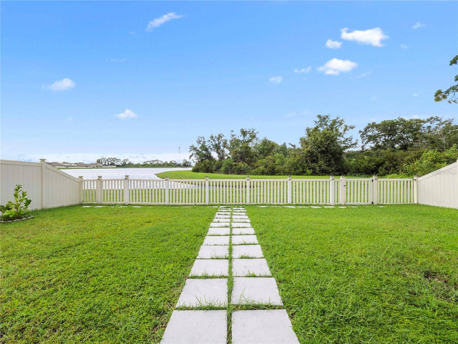 15436 MILLER CREEK DRIVE, Sun City Center, FL 33573 15436 MILLER CREEK DRIVE, Sun City Center, FL 33573